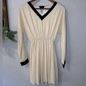 THML Womens Size Small Long Sleeve Blouson Dress Cream Black V Neckline Neutral